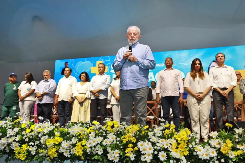 Lula inaugura hospital e agradece a solidariedade do povo brasileiro pelo apoio ao RS