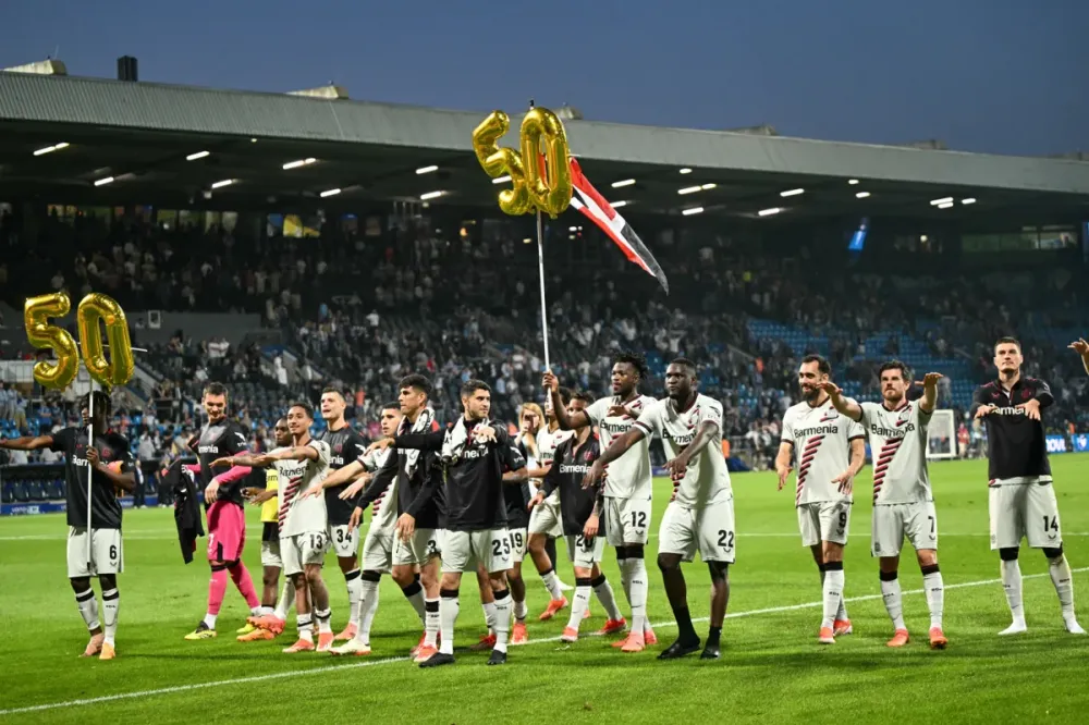 Já campeão, Leverkusen goleia e chega a 50 jogos de invencibilidade