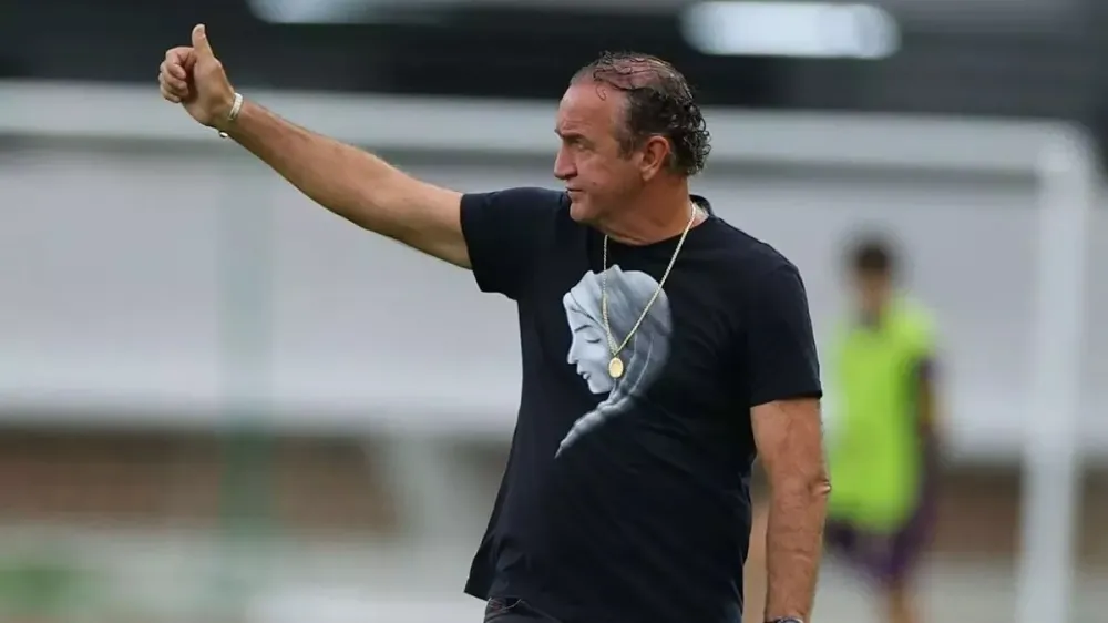 Athletico aceita paralisação do Brasileirão por "igualdade"