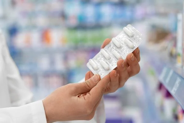 Anvisa aumenta controle na prescrição do zolpidem; veja o que muda