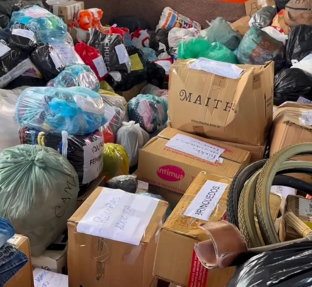 Prefeitura de Dias d'Ávila e Concórdia Transportes unem esforços para enviar 52 toneladas de donativos ao RS 