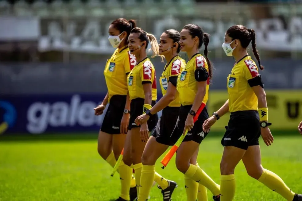 Jogo da Copa do Brasil tem arbitragem 100% feminina