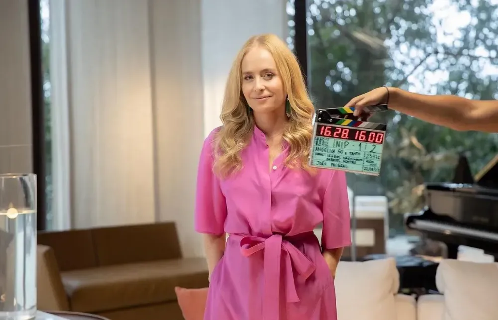 Angélica anuncia retorno à Globo com novo programa: "estou de volta"