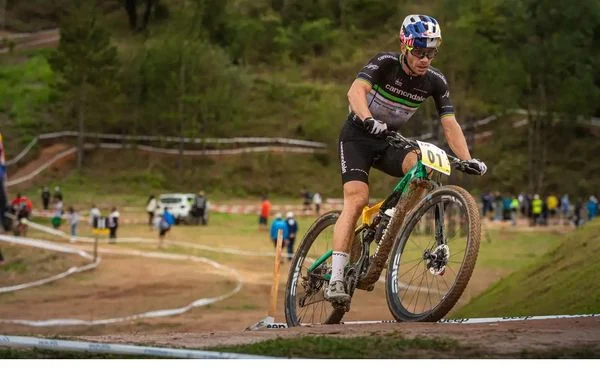 Brasil conquista uma vaga feminina e outra masculina na mountain bike para Paris-2024