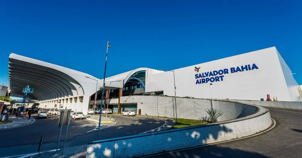 Avião não consegue aterrissar e faz pouso de emergência em Salvador
