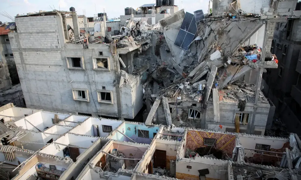 Ataque israelense a escola de Gaza pode ter matado dezenas
