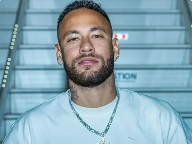 Suposta mãe de filho de Neymar pede apreensão do passaporte do jogador