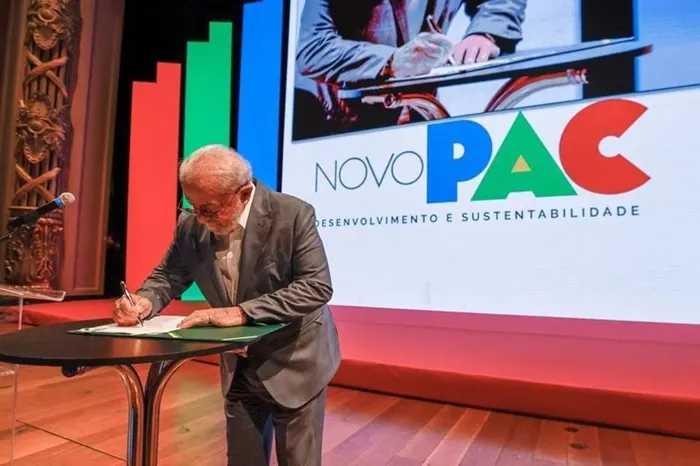 Lula se reúne com reitores nesta segunda para tentar conter greve