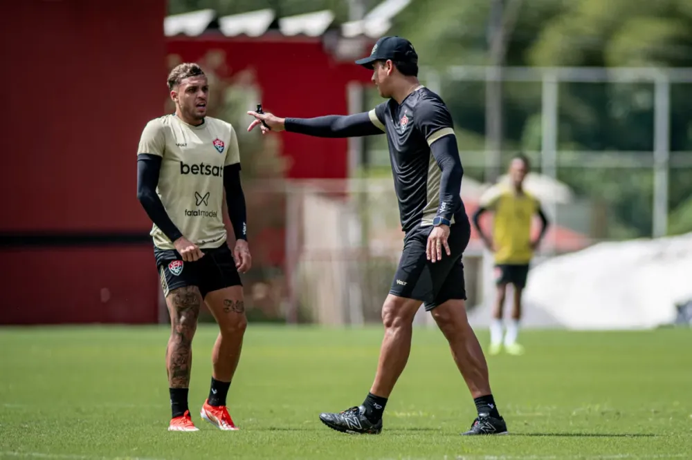 Vitória pega o Juventude, ex-clube do treinador Thiago Carpini