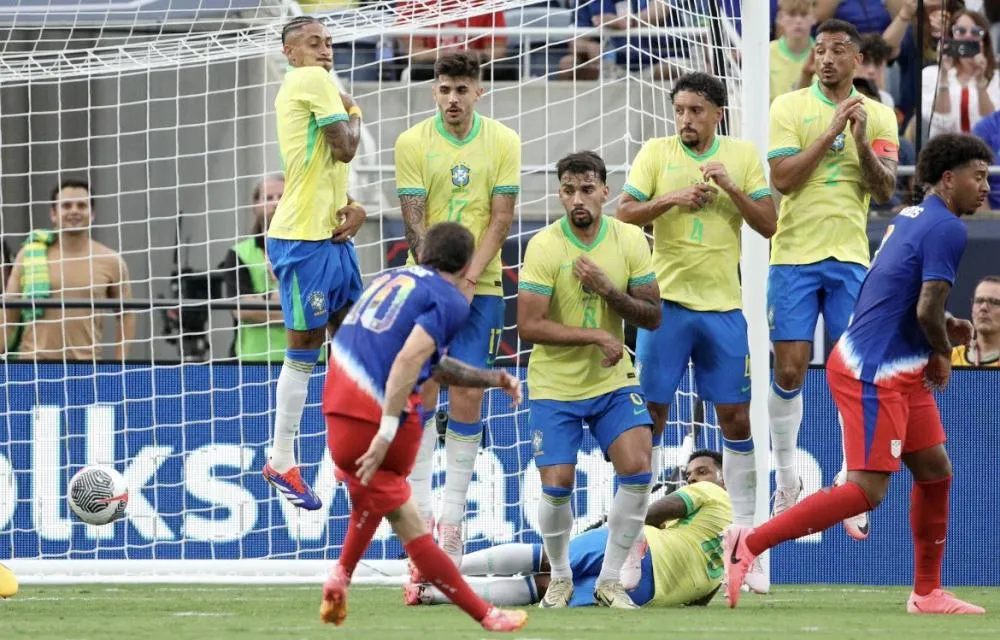 Alisson falha, Brasil joga mal e só empata com os Estados Unidos antes da Copa América