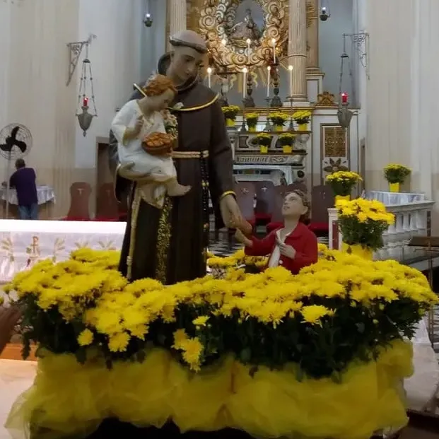Quem te disse que Santo Antônio é casamenteiro mentiu!