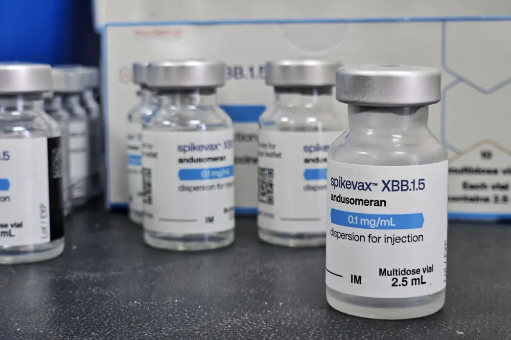Nova remessa de 23 mil doses da vacina XBB contra covid-19 chega à Bahia