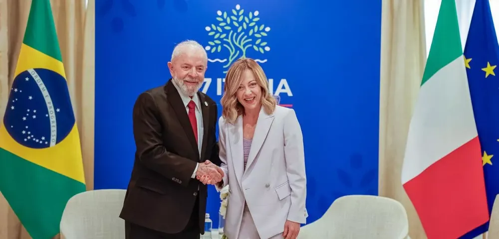 Lula se reúne com primeira-ministra italiana, da direita radical