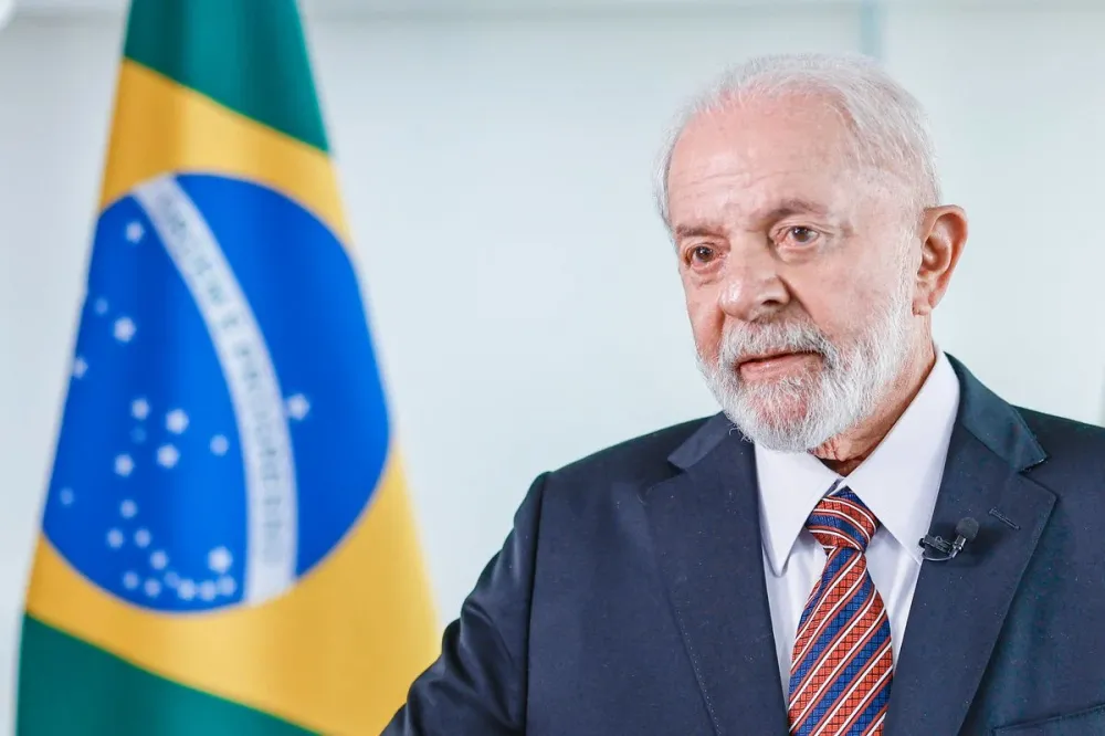 Desaprovação a Lula vai a 47% e iguala pior índice da série histórica, aponta Atlas