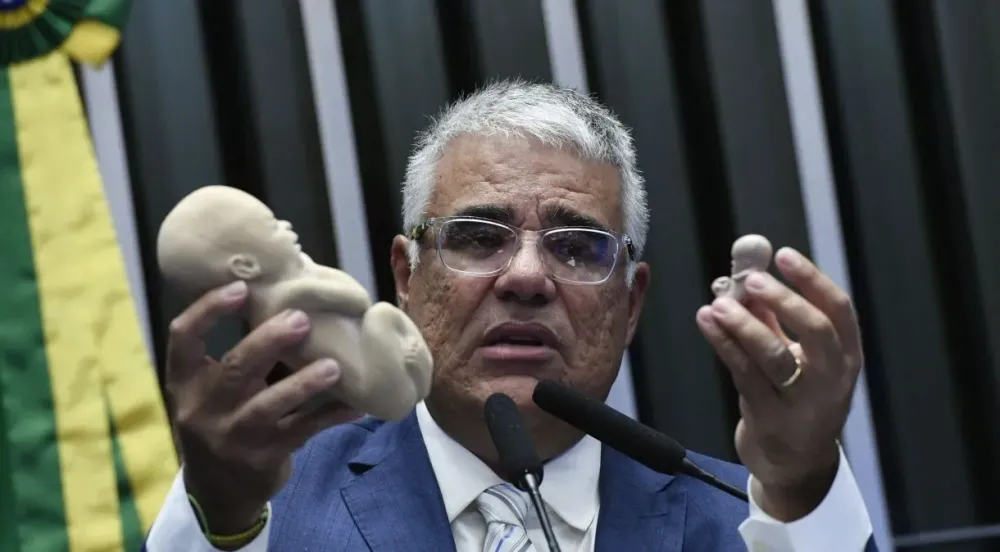 Senado debate nesta segunda procedimento médico de assistolia fetal