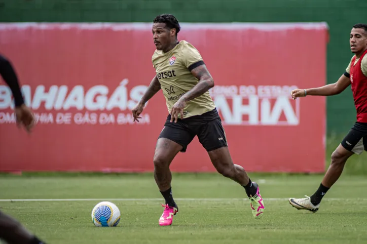 Carpini convoca 24 jogadores para o jogo contra o Atlético-MG