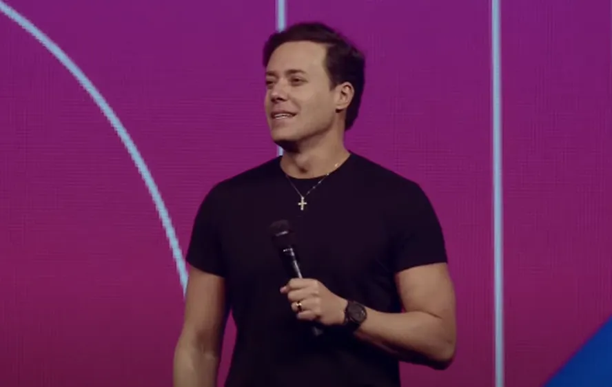 André Valadão sobre vídeo em que orienta fiéis a não enviarem filhos à universidade: "Vale mais Deus do que a faculdade"