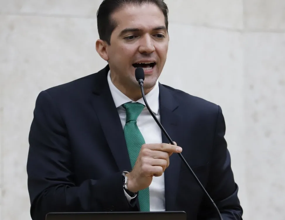 Vereador que tentou abrir CPI contra padre Júlio Lancellotti é investigado pelo MP