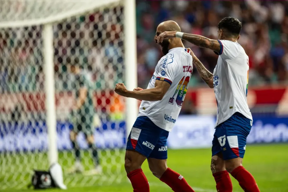 Bahia marca aos 40 do 2º tempo, vence o Vasco e sobe para a vice-liderança do Brasileirão