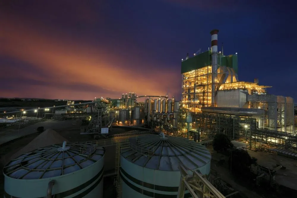 Empresa no Polo Petroquímico oferece oportunidades de emprego 