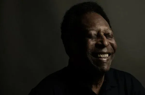 Lei institui o Dia do Rei Pelé, celebrado na data do milésimo gol