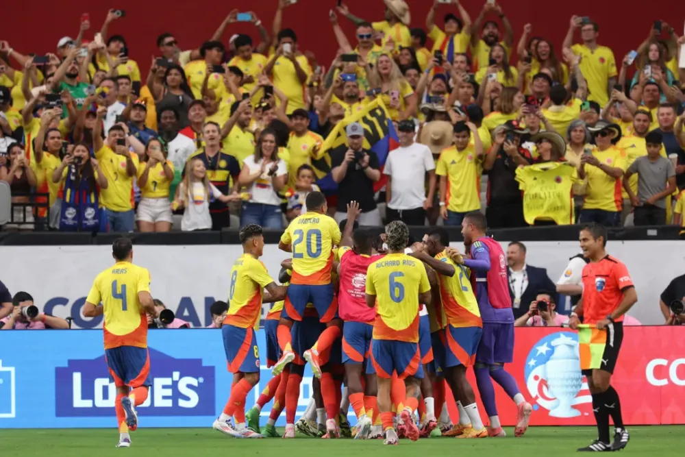 Colômbia goleia o Panamá e avança a semifinal da Copa América