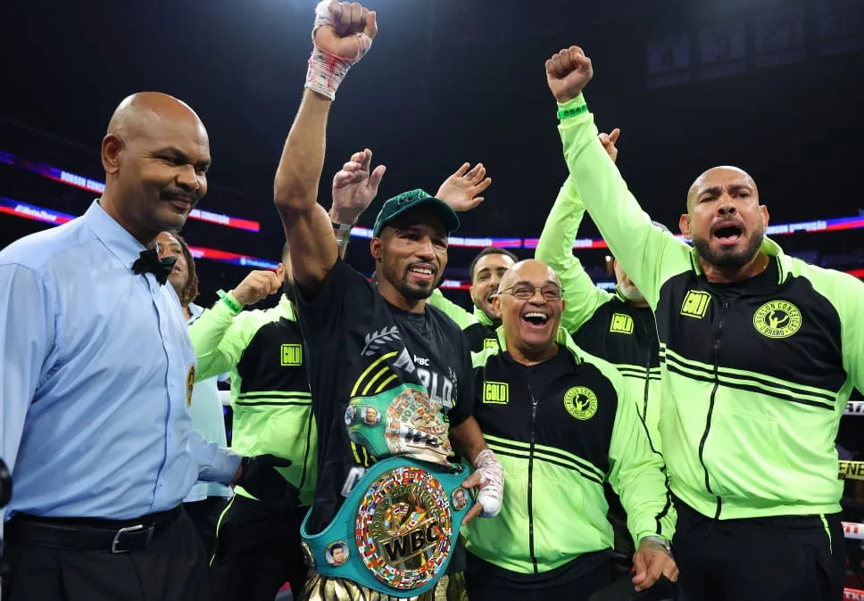 Baiano Robson Conceição conquista título mundial de boxe