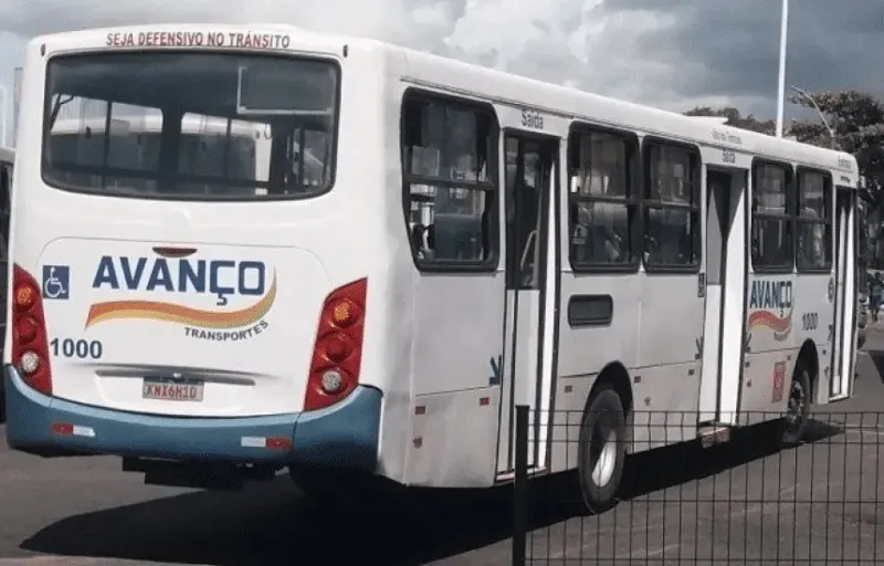 Usuários do transporte coletivo reclamam dos horários e descumprimento de roteiros 