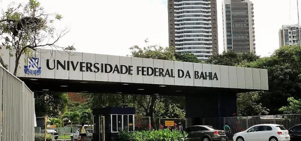 UFBA abre concurso público para professores com 25 vagas
