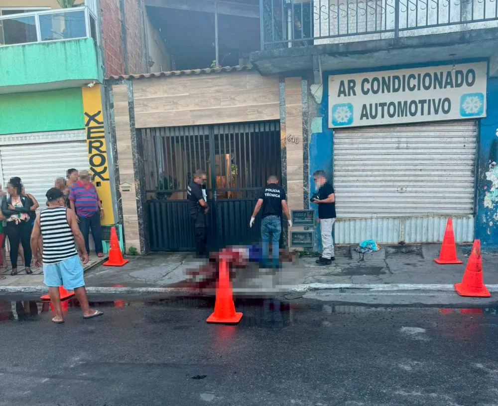 Jovem de 24 anos é executado a tiros em via pública em Dias d'Ávila
