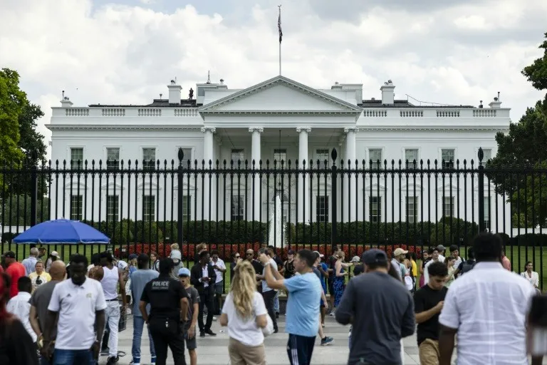Eleitores democratas estão divididos após desistência de Biden