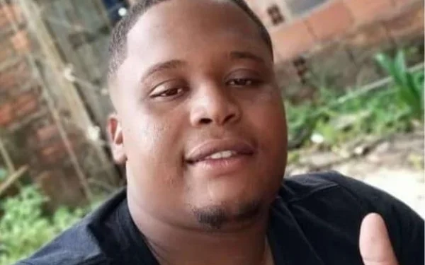 Uma das vítimas de triplo homicídio em Candeias foi pai há um mês