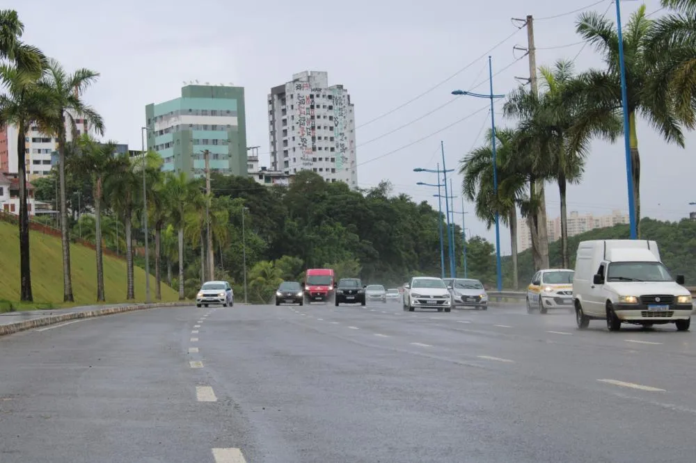 Carros com placas finais 9 e 0 tem 8% de desconto no IPVA até dia 31 de julho