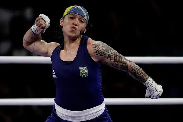 Baiana Bia Ferreira estreia com vitória sobre americana no boxe em Paris-2024