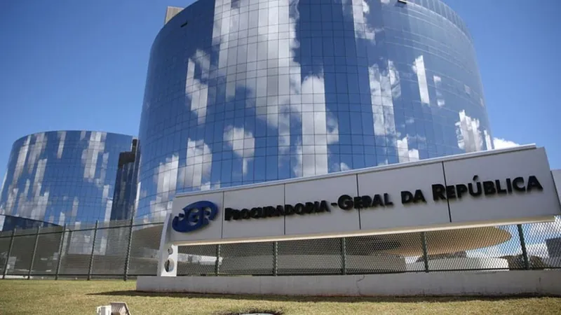 PGR entra com ação no STF e diz que emendas Pix são inconstitucionais