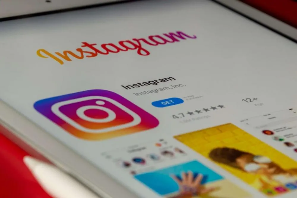 Instagram aumenta para 20 limite de fotos e vídeos do 'carrossel'
