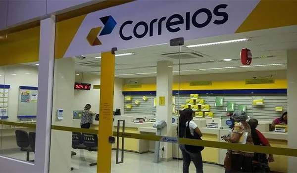 Correios mantém operações após trabalhadores entrarem em greve