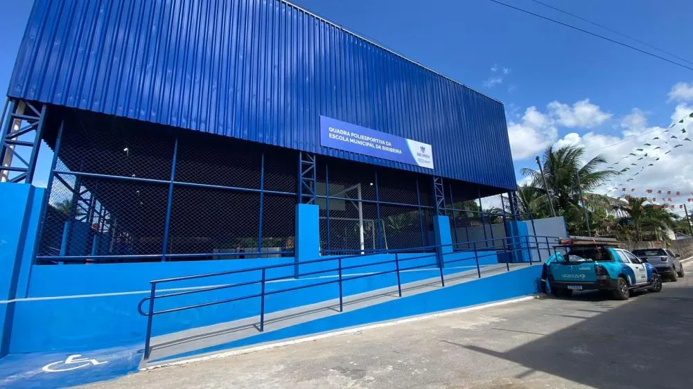 Inauguração de quadra poliesportiva da Biribeira impulsiona educação e esporte em Dias d'Ávila
