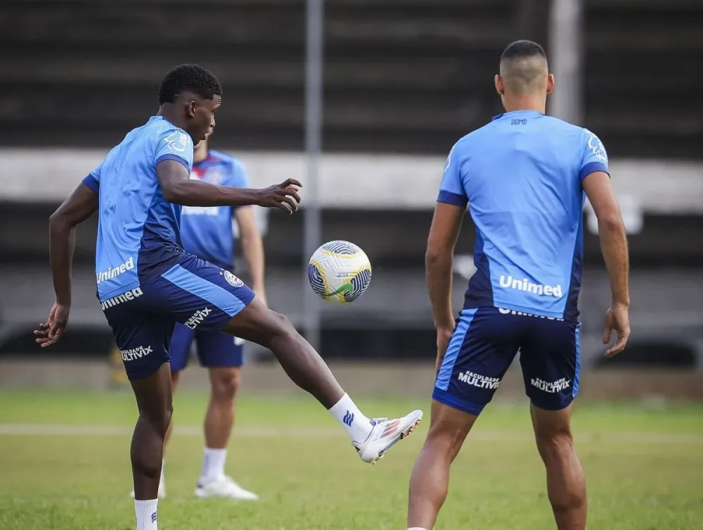 Com dúvida no meio e desfalque no ataque, Bahia está pronto para enfrentar o Grêmio