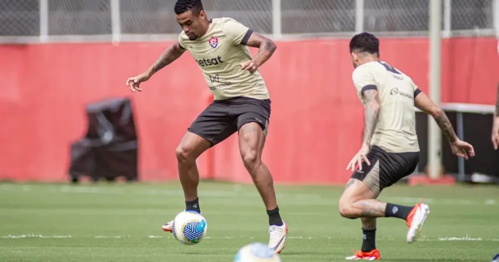 Vitória intensifica preparativos para confronto contra o Cruzeiro nesta segunda