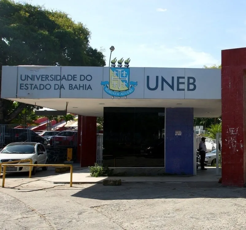 Professores das universidades estaduais da Bahia paralisam atividades nesta segunda-feira