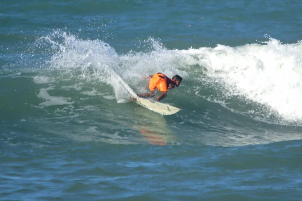 Davi Lucca, Surfista de Mata de São João, conquista títulos em Morro de São Paulo
