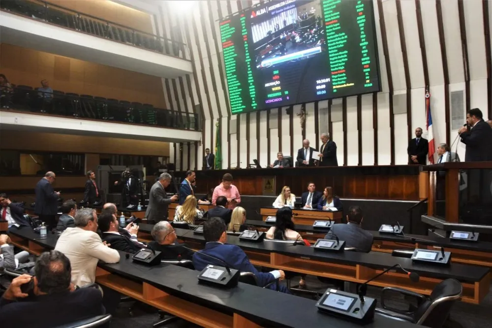 Alba autoriza governo usar fundo para comprar vagões de 2012 para VLT do Subúrbio