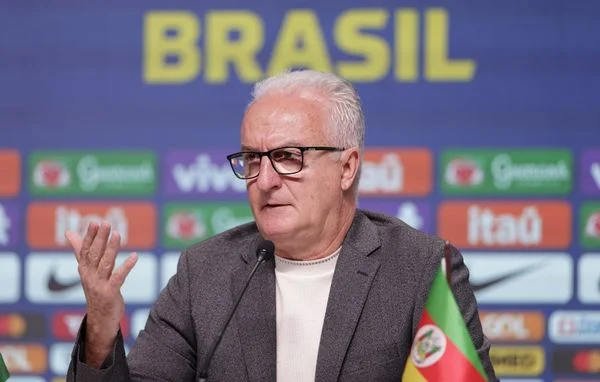 Com o garoto Estêvão, do Palmeiras, Dorival convoca Seleção para jogos da eliminatória; veja a lista