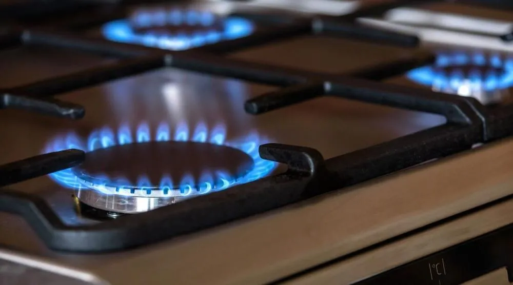 Governo oferecerá gás de cozinha para 20 milhões de famílias