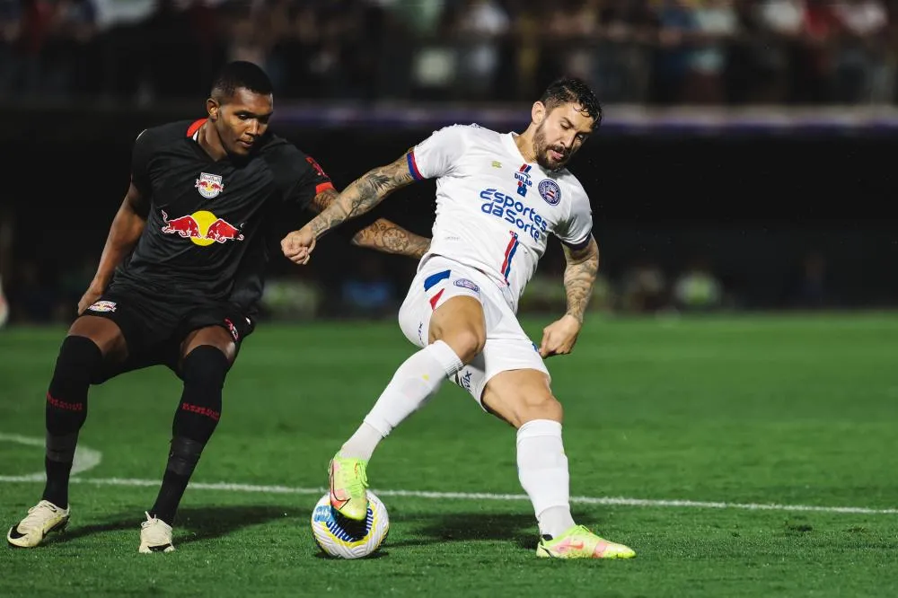 Red Bull Bragantino vence Bahia no último minuto e deixa tricolor fora do G6