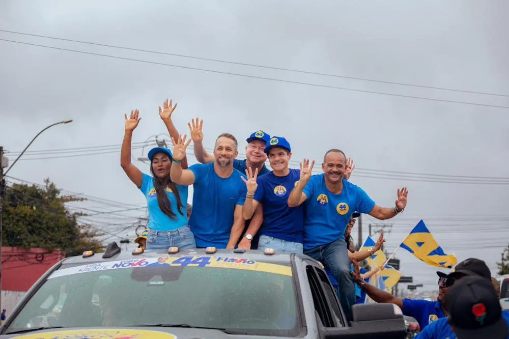 Flávio Matos comemora sucesso da Carreata do 44 com presença de ACM Neto