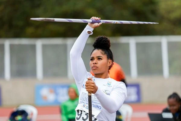 Baiana Raissa Machado conquista a medalha de prata no lançamento de dardo