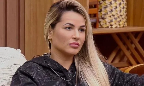 Mãe e advogada de influenciadora Deolane Bezerra são presas em operação no Recife