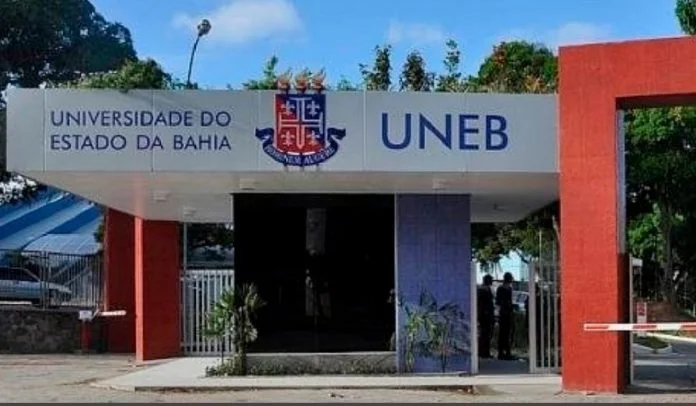 Uneb oferece mais de 6 mil vagas para vestibular de 2025; saiba como participar